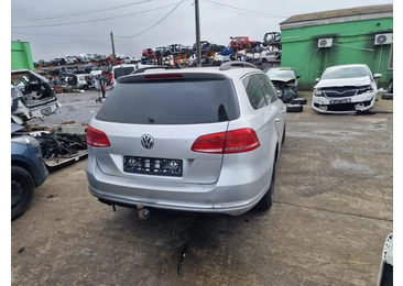 Volkswagen Passat B7 (2010 - 2015) - miniatura 2