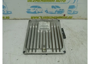 Calculator motor ECU 8200513058 8200603070 Dacia Logan 1 (2004 - 2008) K9K792