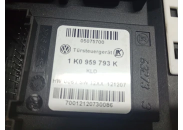 Motoras geam stanga fata 1k0959793k Volkswagen Golf 5 (2003 - 2009) - miniatura 3