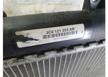 Radiator apa 3c0121253ar Volkswagen Passat B7 (2010 - 2015) CFFB