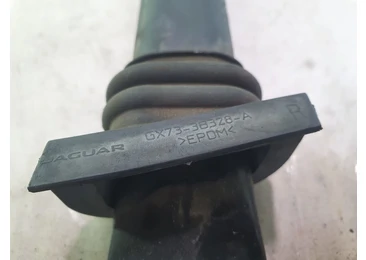 Scut caroserie dreapta gx73-3b328-a Jaguar XE X760 (2014 - 2020) 2.0 d  204DTD 2.0 d 204DTD