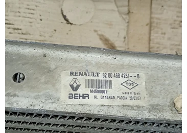 Radiator intercooler 8200468425 Renault Megane 2 (facelift) (2006 - 2012) - miniatura 3
