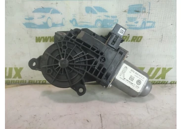 Motoras geam dreapta spate 6r0959812d Volkswagen Amarok 1 (2010 - 2016) 2.0 tdi CDCA 2.0 tdi CDCA