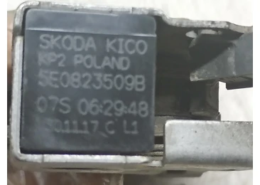 Broasca capota 5e0823509b Skoda Octavia 3 (facelift) (2017 - 2020) - miniatura 3
