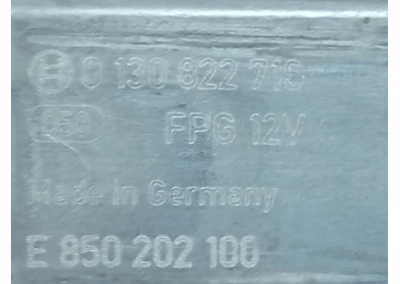Motoras geam dreapta fata 0130822716 Skoda Octavia 3 (facelift) (2017 - 2020) - miniatura 2