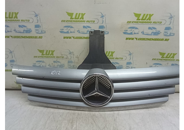 Grila bara fata a2038800383 Mercedes Benz C-Class W203 (2000 - 2004) 2.2 cdi om611962