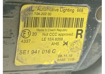 Far dreapta 5e1863241ap Skoda Octavia 3 (facelift) (2017 - 2020) - miniatura 3