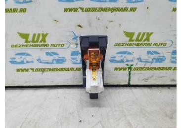 Priza 12V 8p0863387 Audi A4 B7 (2004 - 2008) 2.0 tdi BPW BPW