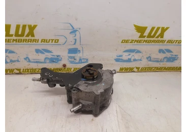 Pompa vacuum 038145209M Volkswagen Golf 5 (2003 - 2009) BLS
