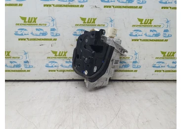 Broasca dreapta fata 8e1837016 Audi A4 B7 (2004 - 2008) 2.0 tdi BPW BPW