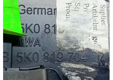 Grila ventilatie bord 5k0819704k Volkswagen Golf 6 (2008 - 2015) - miniatura 3