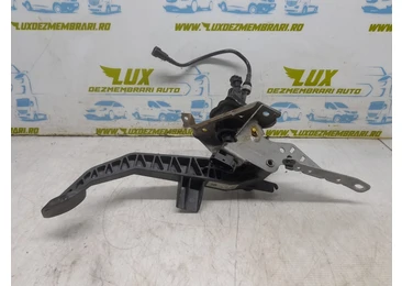 Pedala ambreiaj 4M51-7B633-xB Ford Focus 2 (2004 - 2008) HHDA