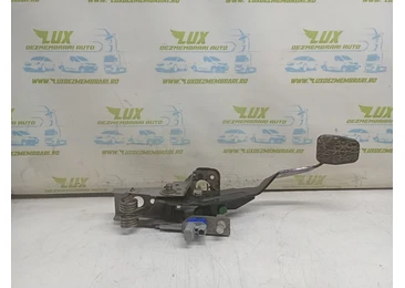 Pedala ambreiaj Mazda CX-7 1 (2006 - 2009) 2.2 L3-VDT L3-VDT