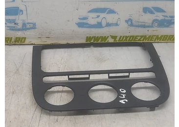 Ornament bord 1k0858071 Volkswagen Golf 5 (2003 - 2009) BXE