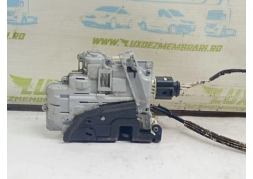 Broasca stanga spate 3C4839015a Volkswagen Passat B6 (2005 - 2010)