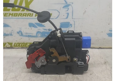 Broasca stanga fata 3d1837015 Volkswagen Golf 5 (2003 - 2009) BXE