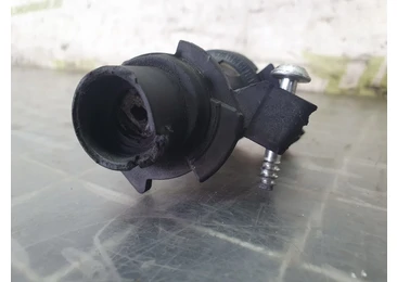 Buton portbagaj a2047500061 Mercedes Benz C-Class W204/S204 (2007 - 2012) OM651.913