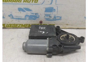 Motoras geam dreapta spate 1k0959792G Volkswagen Touran 1 (facelift) (2006 - 2010)