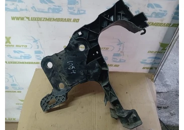 Suport far dreapta 8200137496 Renault Scenic 2 (facelift) (2006 - 2010) 2.0 dci M9R700