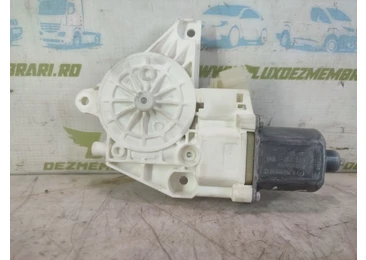 Motoras geam stanga fata A2048200142 Mercedes Benz C-Class W204/S204 (2007 - 2012) 2.2 cdi OM651.913 OM651.913