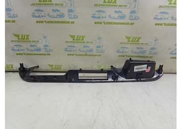 Ornament bord 8200233255 Renault Scenic 2 (facelift) (2006 - 2010) M9R700