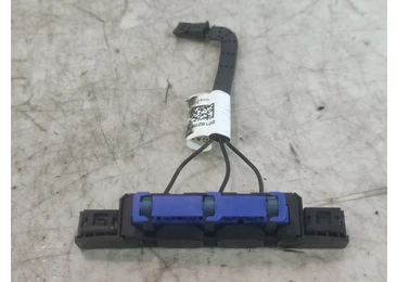 Amplificator antena A2048270548 Mercedes Benz C-Class W204/S204 (2007 - 2012) 2.2 cdi OM651.913 OM651.913