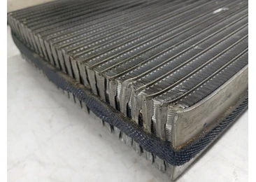 Radiator clima bord 1k0820679 Volkswagen Golf 5 (2003 - 2009)