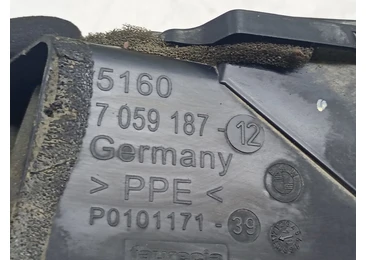 Grila ventilatie bord 7059187 BMW Seria 1 E87 (2004 - 2007) - miniatura 3
