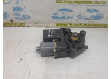 Motoras geam stanga spate 827310166R Renault Scenic 3 (2009 - 2012) 1.6 dci R9M402 R9M402