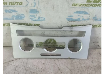 Ornament bord 3c8863100b Volkswagen Passat CC 1 (facelift) (2012 - 2017) 2.0 tdi CFFB CFFB