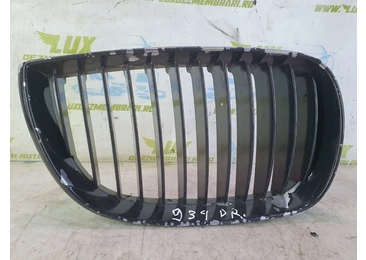 Grila bara fata 7077130 BMW Seria 1 E87 (2004 - 2007) 1.6 benzina N46B16A 1.6 benzina N46B16A N46B16A