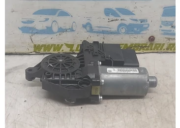 Motoras geam stanga spate 0130821431 Volkswagen Golf 5 (2003 - 2009)