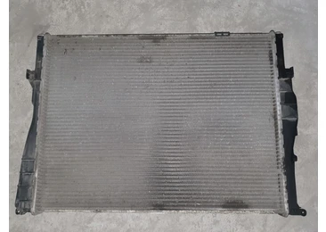 Radiator apa 752293412 BMW Seria 1 E87 (2004 - 2007) 1.6 benzina N46B16A 1.6 benzina N46B16A N46B16A