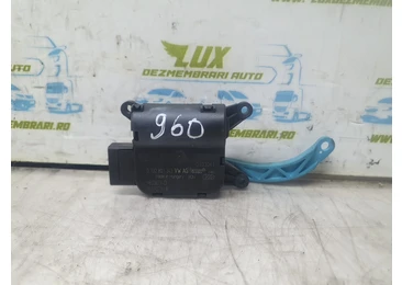 Motoras clapeta mixaj aer 0132801343 Volkswagen Golf 5 (2003 - 2009) BXE