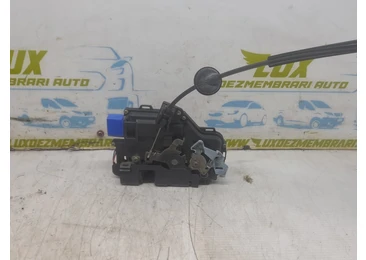 Broasca dreapta fata 3d2837016 Volkswagen Golf 5 (2003 - 2009) BKD