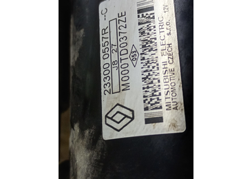 Electromotor 233000557R Renault Captur 1 (facelift) (2017 - 2019) - miniatura 4