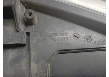 Far stanga 1305235777 Volkswagen Touran 1 (2003 - 2006)