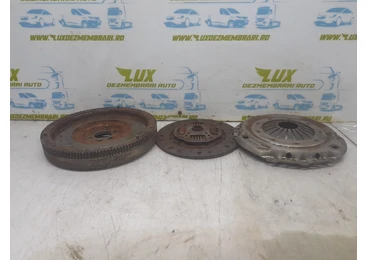 Kit ambreiaj volanta cu masa simpla 323082010 Volkswagen Passat B7 (2010 - 2015) 1.6 tdi CAYC 1.6 tdi CAYC CAYC