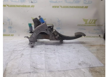Pedala ambreiaj 465030037R Renault Megane 3 (2008 - 2014) 1.9 dci F9Q870