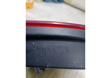 Stop dreapta haion R055364 Volkswagen Touareg 2 (7P) (2010 - 2014) - miniatura 3