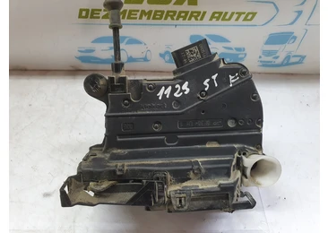 Broasca stanga fata 805033000r Renault Clio 4 (2012 - 2020) 1.5 dci K9K628 K9K628