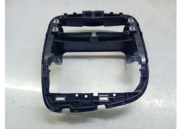 Ornament bord 681044296r Renault Clio 4 (2012 - 2020) 1.5 dci K9K628 K9K628