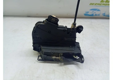 Broasca dreapta fata 805024563r Renault Clio 4 (2012 - 2020) 1.5 dci K9K628 K9K628