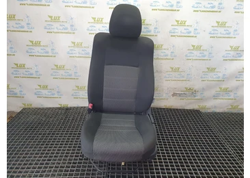 Scaun stanga fata Toyota Avensis 3 T27 (facelift) (2011 - 2015) 2.0 D-4D 1AD-FTV