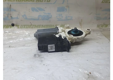 Motoras geam dreapta spate 1k5839402B Volkswagen Jetta 5 (2005 - 2011) 2.0 fsi bvy bvy