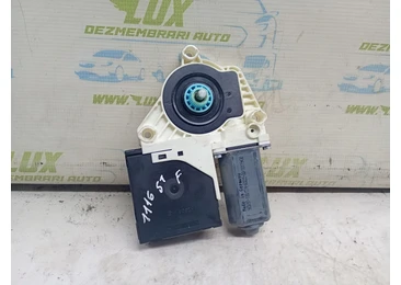 Motoras geam stanga fata 3C8837461J Volkswagen Passat CC 1 (2008 - 2012) CBAB