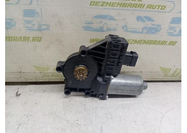 Motoras geam stanga fata 0130821988 Opel Astra H (2004 - 2007) 1.7 cdti Z17DTL Z17DTL