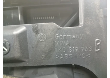 Grila ventilatie bord 1k0819743 Volkswagen Golf 5 (2003 - 2009) - miniatura 2