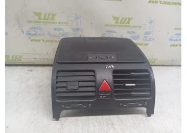 Grila ventilatie bord 1k0819743 Volkswagen Golf 5 (2003 - 2009) 1.4 benzina BCA BCA
