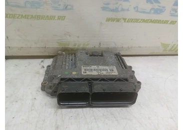Calculator motor ECU 0281011943 Opel Astra H (2004 - 2007) Z17DTL